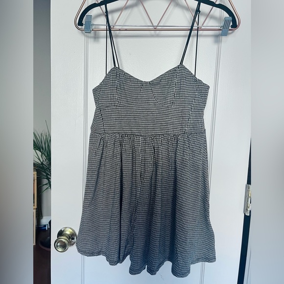 Urban Outfitters Black & White Gingham Print Romper - Picture 1 of 7